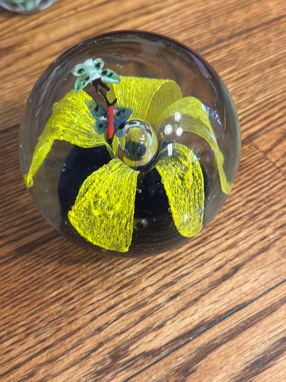 Floral Butterfly ClearCrystal Glass Paper Weight